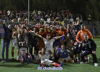 Il Canosa continua a “Volare”! Nella “Notte dei desideri” i rossoblù si aggiudicano la prima storica finale play-off di Eccellenza. Ora gli spareggi nazionali per la Serie D