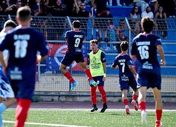 Di Piazza e Jimenez trascinano il Canosa in testa alla classifica. Un buon Racale cede 2-0